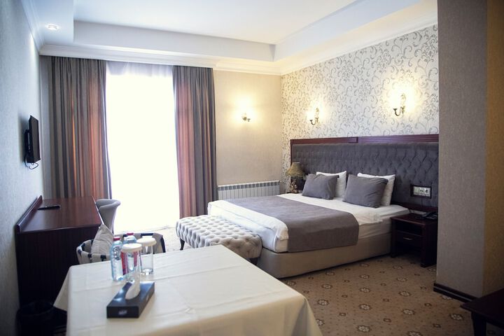 Room 13 of 71