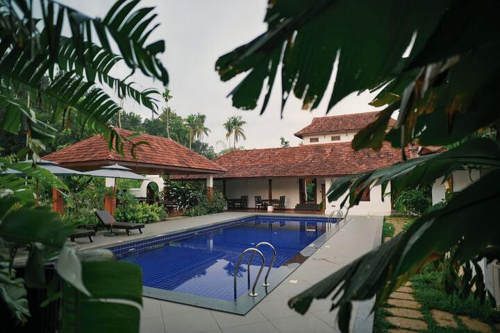 Pool 20 of 46