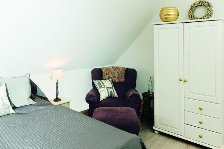 Room 7 of 43