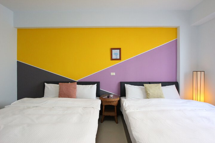 Room 11 of 22