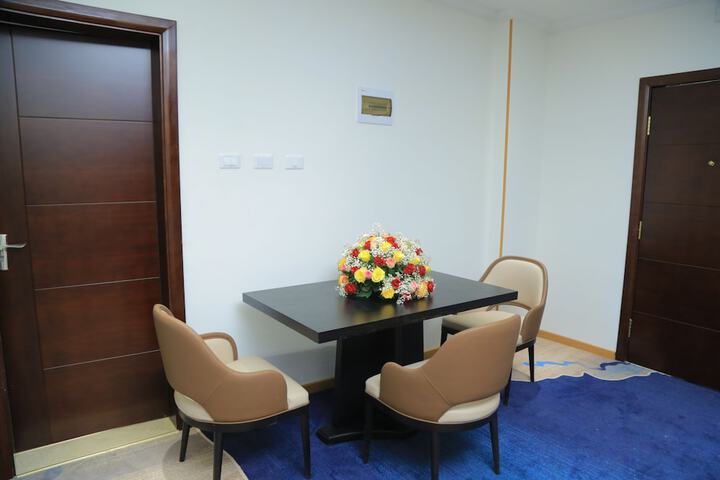 Room 16 of 33