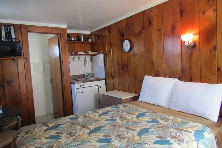 Room 36 of 219