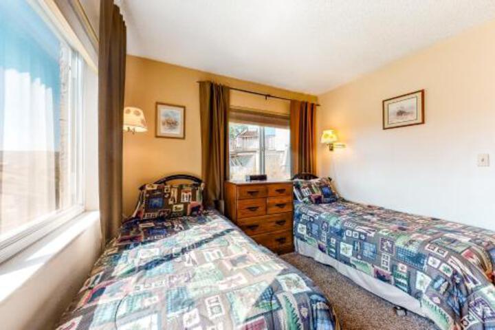 2255 Storm Meadows 425 Condo in Steamboat Springs, CO