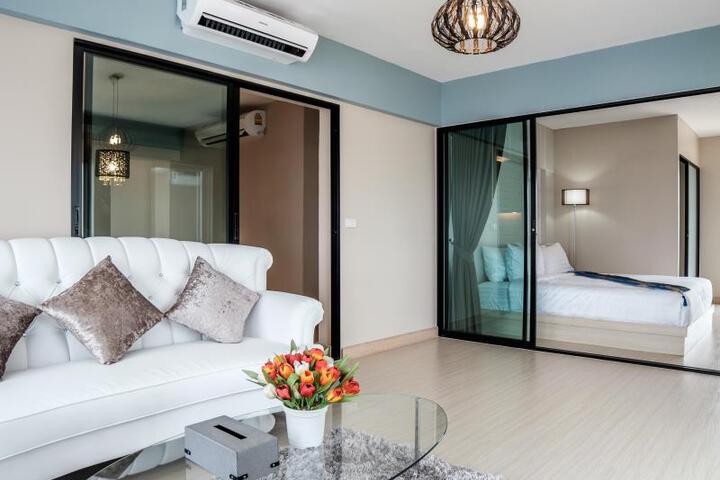 Hillry Residence at Muang Thong Thani