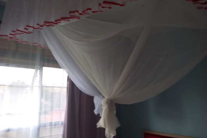 Room 11 of 23