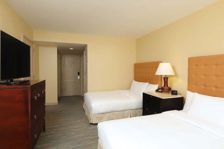 Room 18 of 33