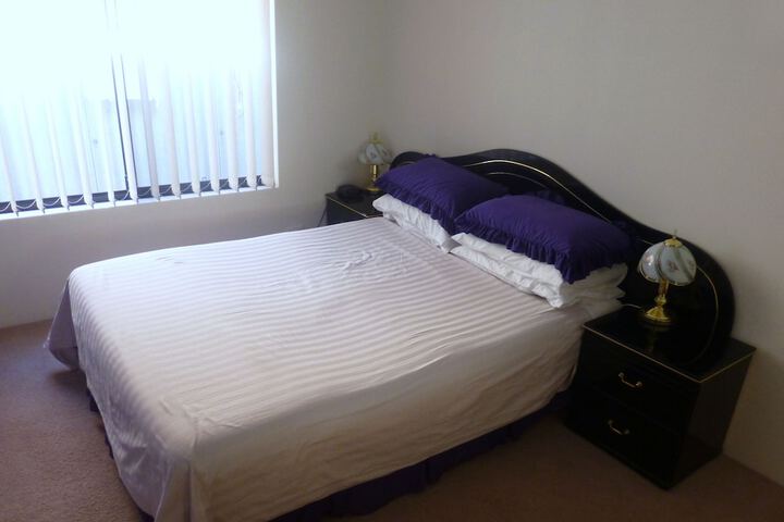 Room 2 of 24