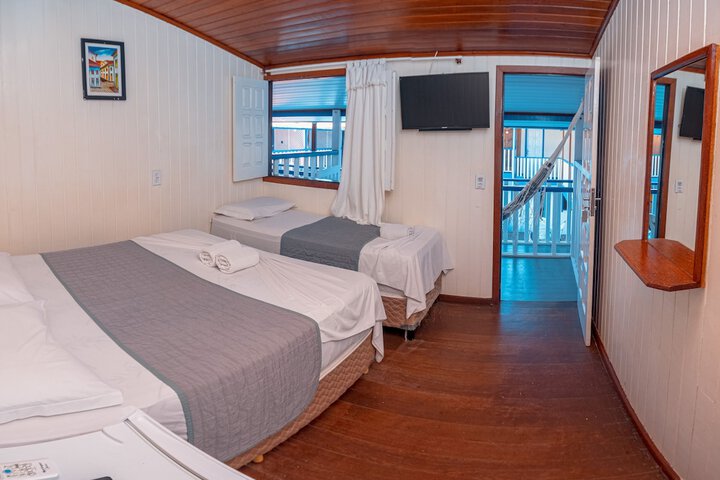 Room 14 of 52
