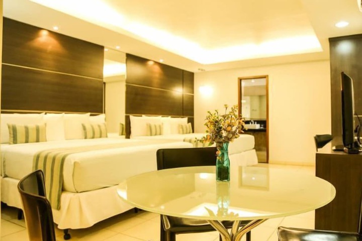 Room 27 of 49