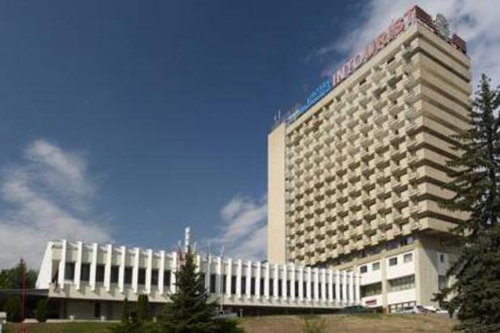Hotel 4 of 7