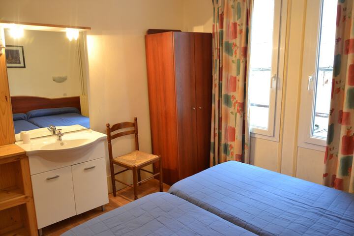 Room 21 of 70