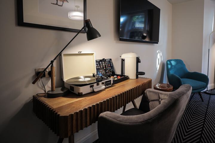 Room 22 of 43