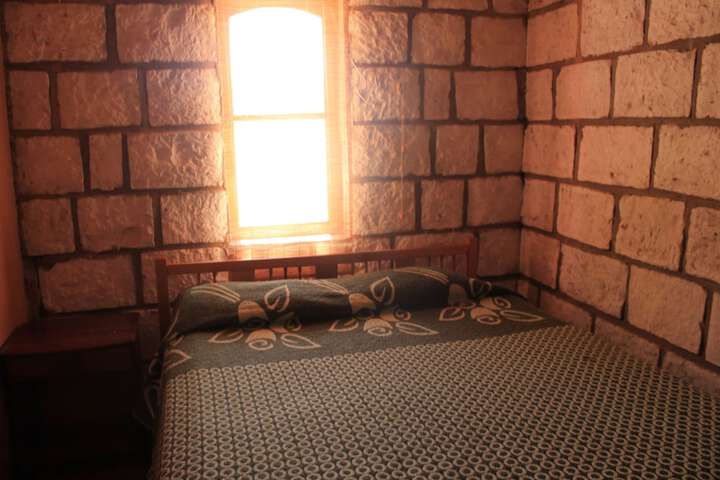 Room 2 of 31