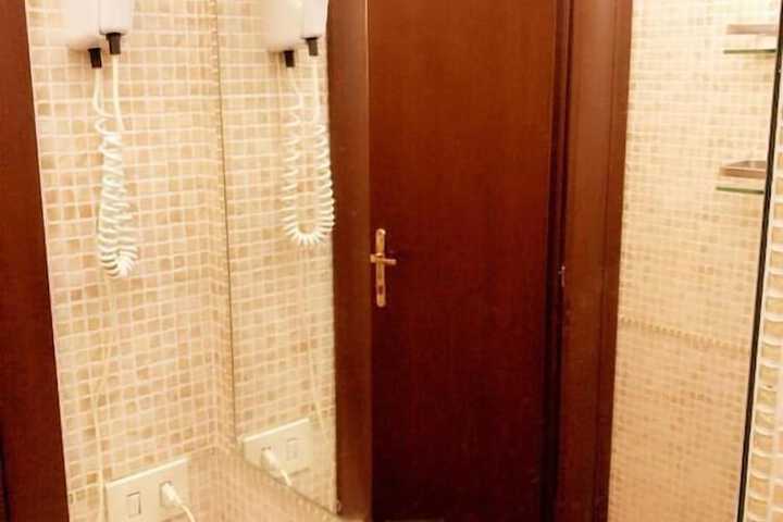 Room 36 of 47