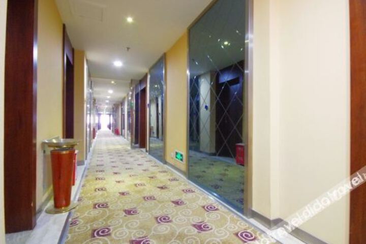 Hotel Interior 12 of 18