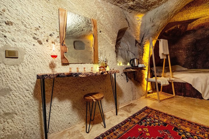 Room 25 of 79