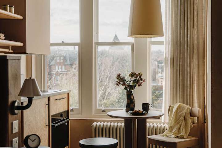 Room 16 of 73