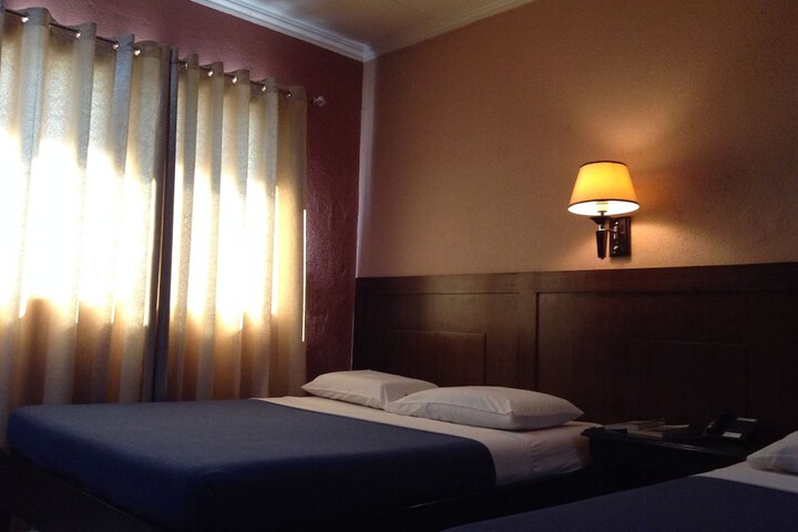 Room 20 of 35