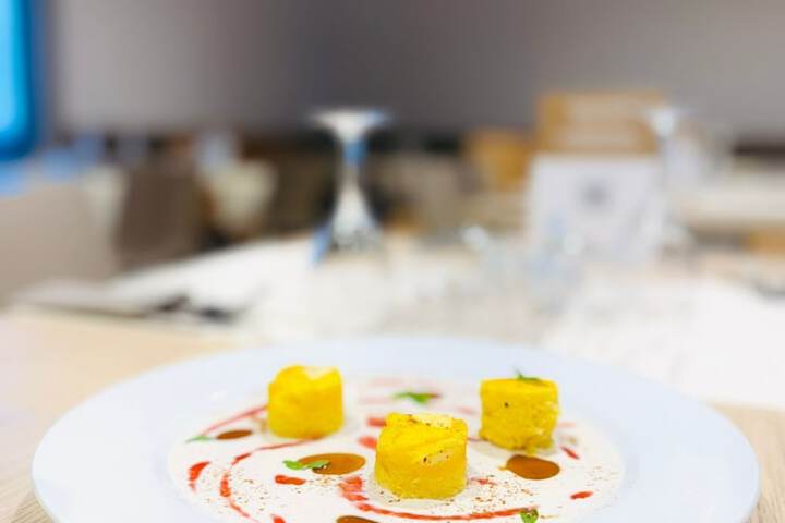 Dining 114 of 139