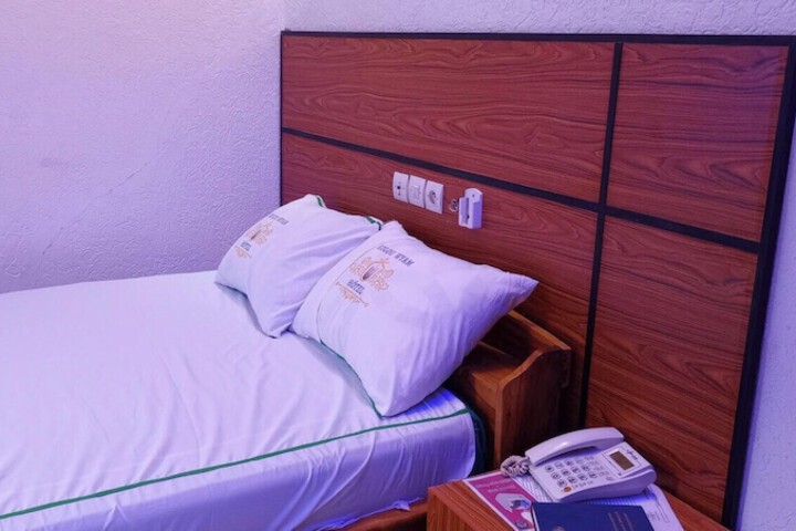 Room 85 of 285