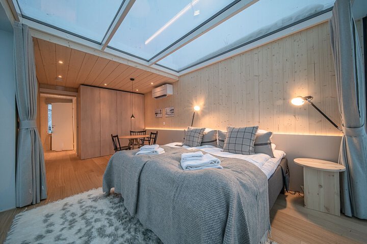 Room 18 of 74