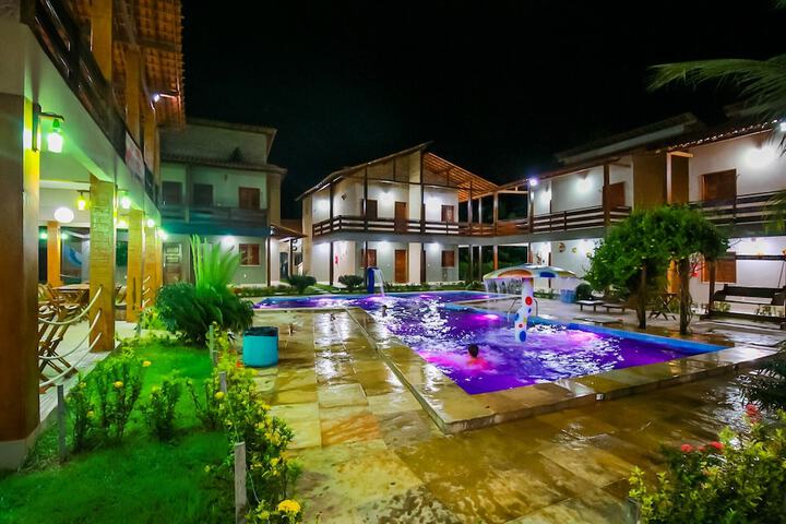 Pool 108 of 183