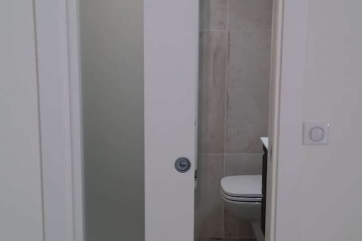 Room 7 of 32