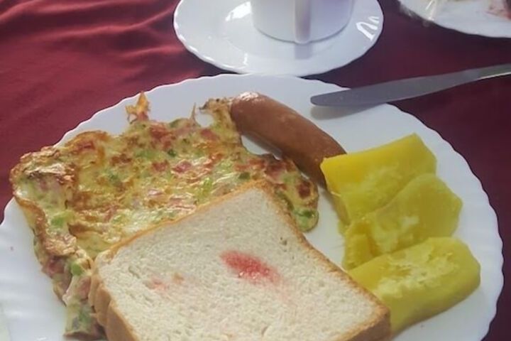 Breakfast/Coffee Service 26 of 40