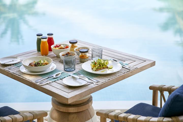 Breakfast/Coffee Service 107 of 147