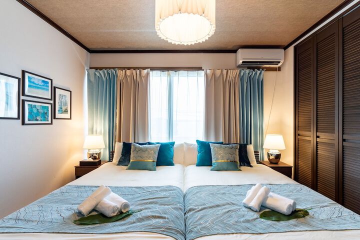 Room 5 of 22