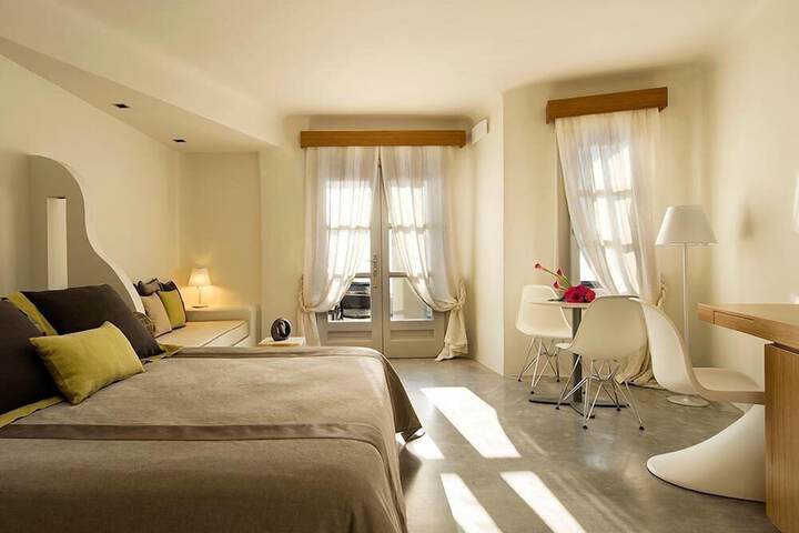 Room 10 of 40