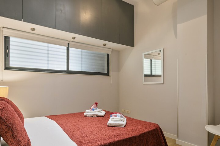 Room 10 of 101