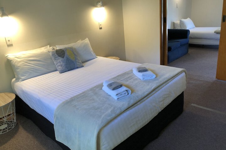 Room 11 of 141