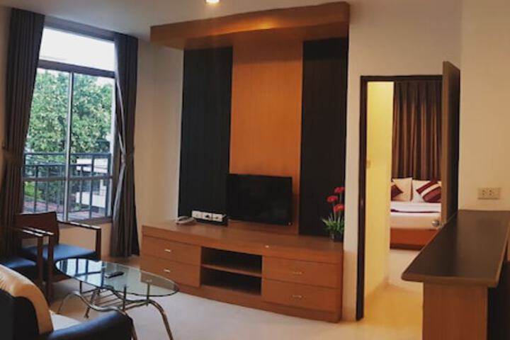 Room 21 of 35