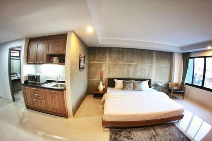 Room 15 of 65