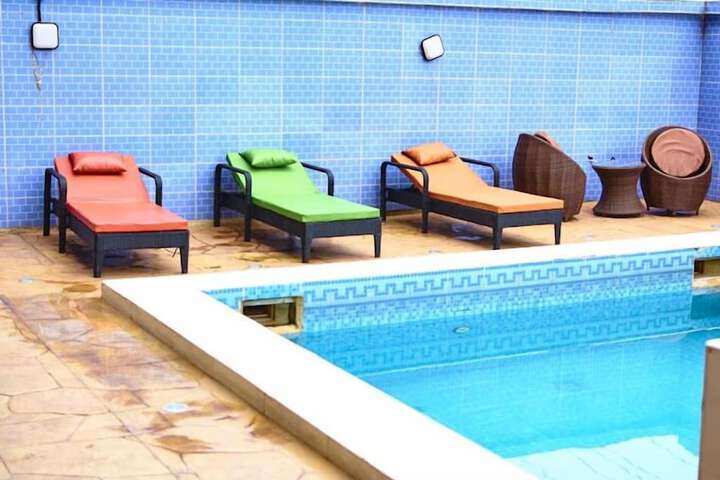Pool 22 of 59
