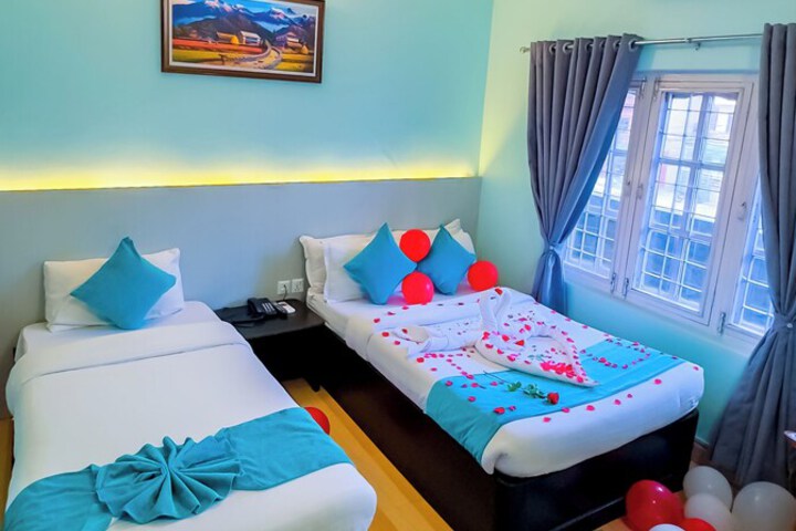 Room 15 of 33