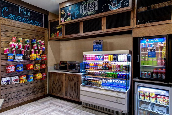 Snack bar