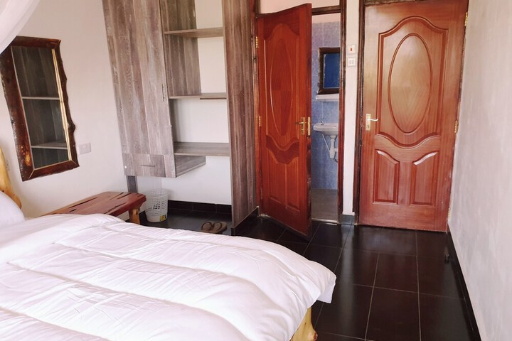 Room 11 of 53