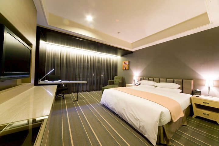 Room 54 of 88