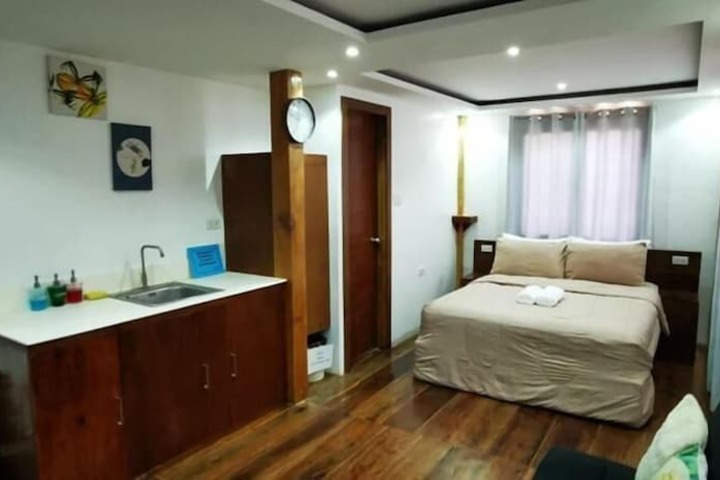 Room 7 of 50