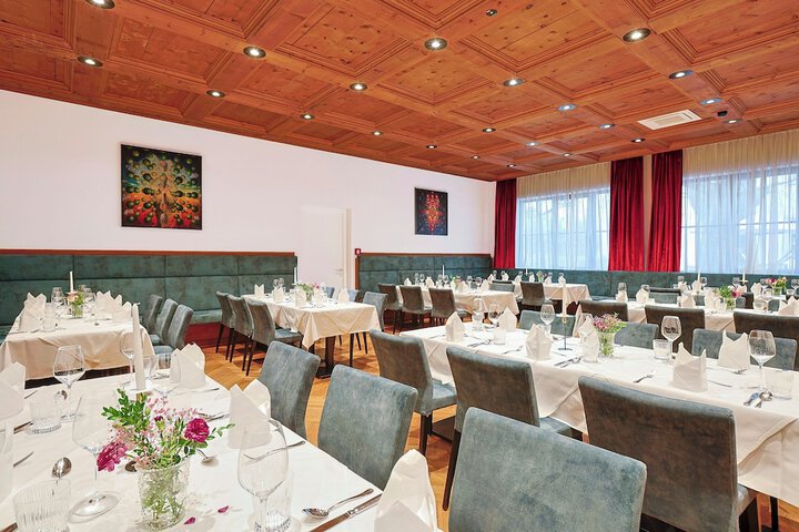 Dining 113 of 136