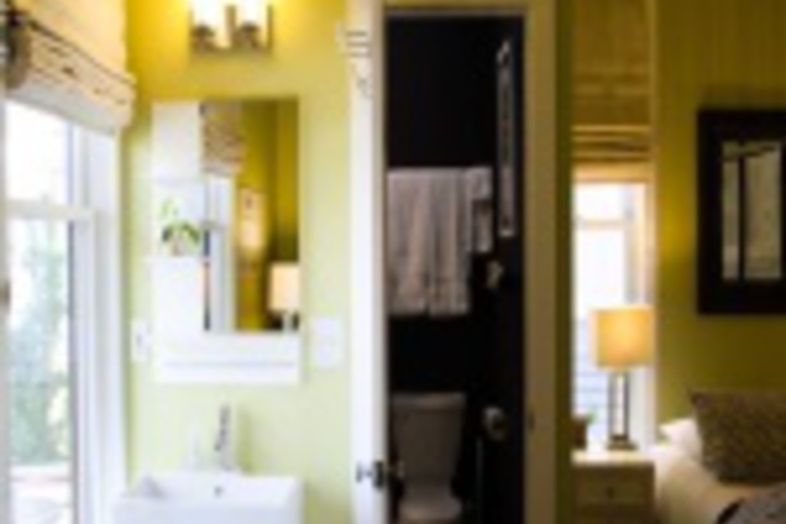 Room 325 of 671