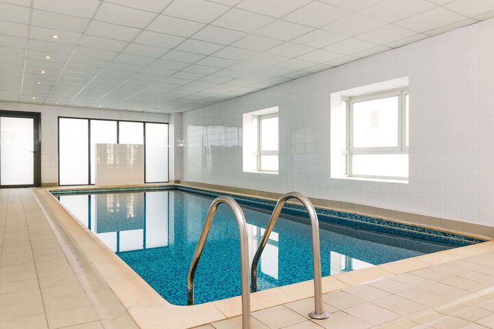Pools & Facilities