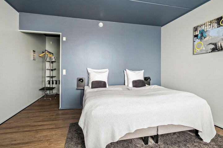 Room 17 of 125