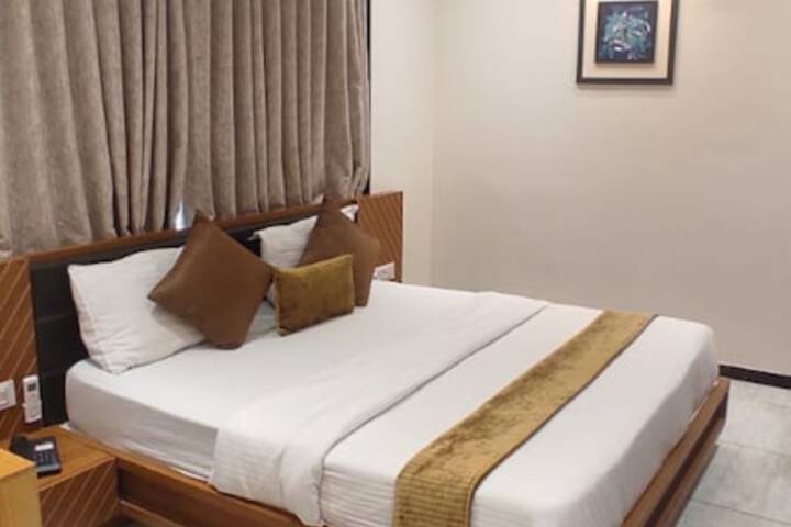 Room 3 of 14
