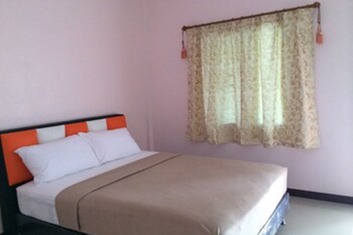 Room 16 of 25
