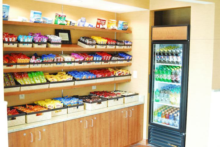 Snack bar