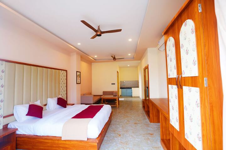 Room 16 of 22