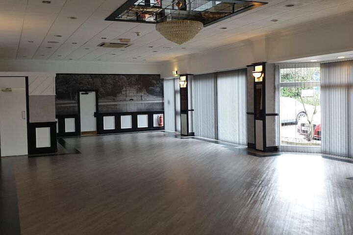 Indoor wedding